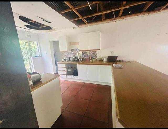 3 BEDROOM HOUSE FOR SALE IN WESTDENE